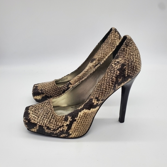 Gianni Bini Brown Tan Heels with Peep-Toe Design - Picture 1 of 15